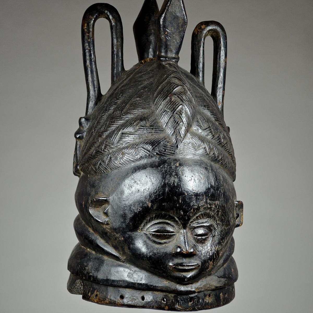 Bundu mask from the Sande Society
