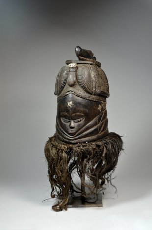 Sowei mask from the Sande society 3
