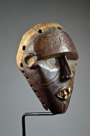 CHOKWE HUNDU MASK