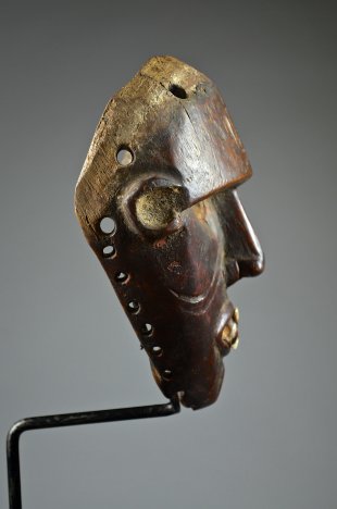 CHOKWE HUNDU MASK