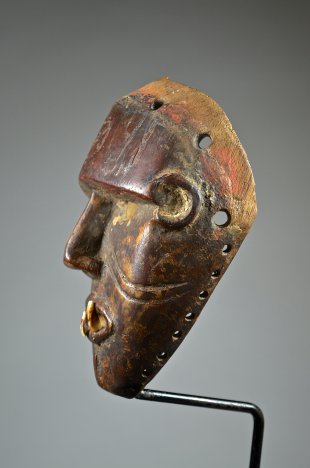 CHOKWE HUNDU MASK