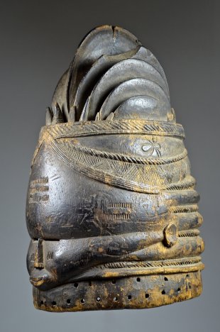 MENDE BUNDU 'SANDE SOCIETY' SOWEI MASK